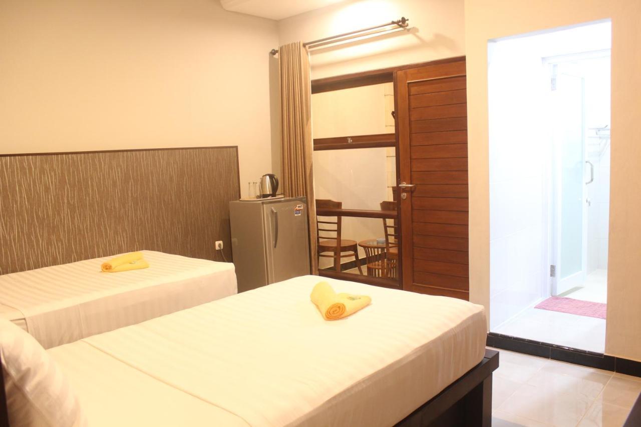 Collection O Bali Near Kedonanan Beach Formerly New Asta Graha Homestay Jimbaran (Bali) Exterior photo
