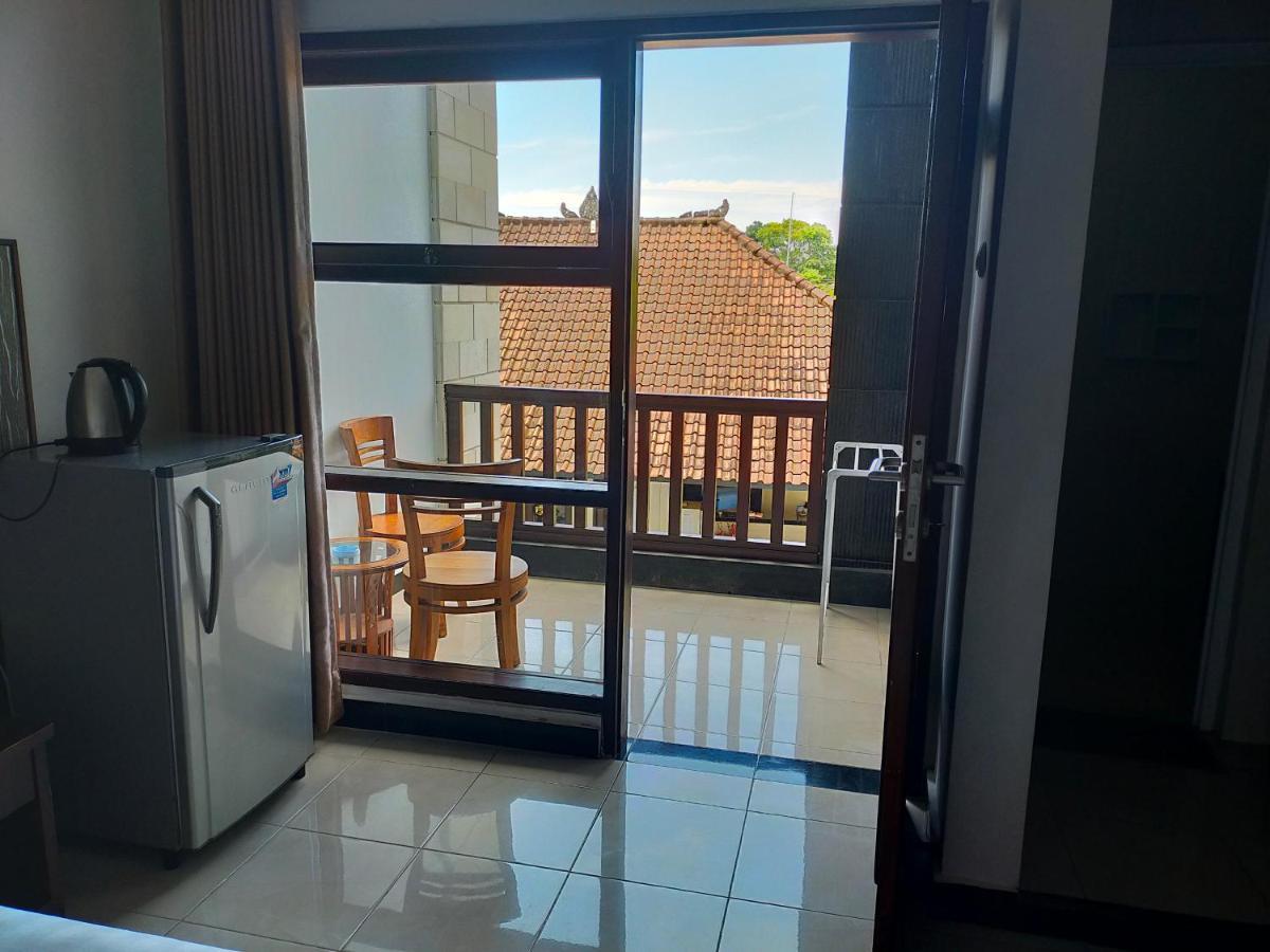 Collection O Bali Near Kedonanan Beach Formerly New Asta Graha Homestay Jimbaran (Bali) Exterior photo