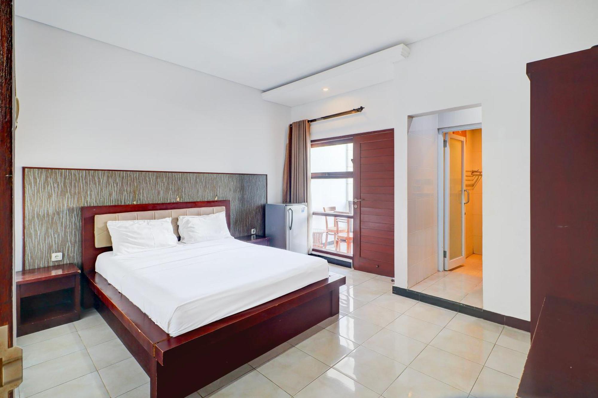 Collection O Bali Near Kedonanan Beach Formerly New Asta Graha Homestay Jimbaran (Bali) Exterior photo